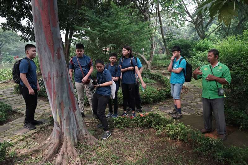  Noble Academy field trip to Kampoeng Djamoe
