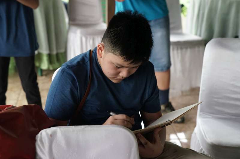 Noble Academy field trip to Kampoeng Djamoe