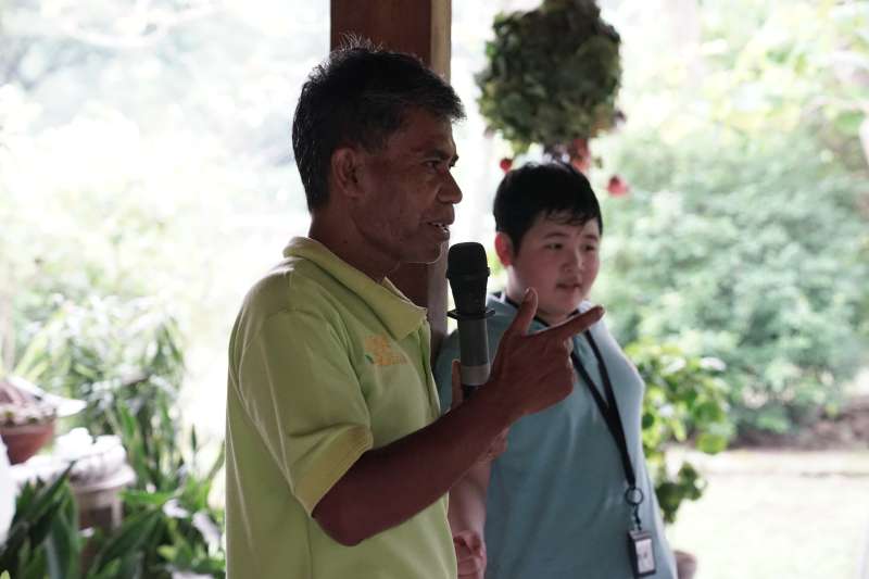 Noble Academy field trip to Kampoeng Djamoe