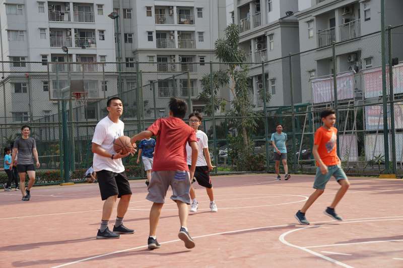 Noble Academy celebrating Indonesia Independent Day – Students and Parents Basketball Competition