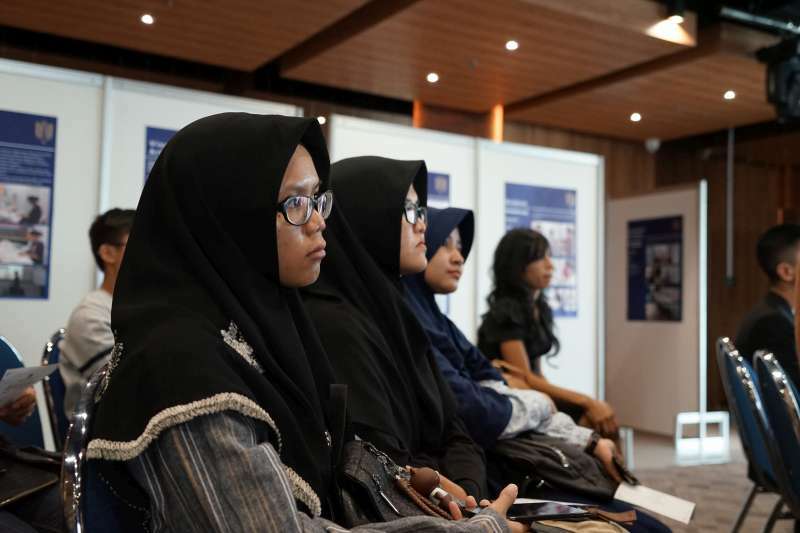  noble academy team and students event at noble talk and exhibition 2019