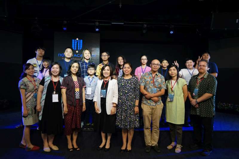  noble academy team and students event at noble talk and exhibition 2019