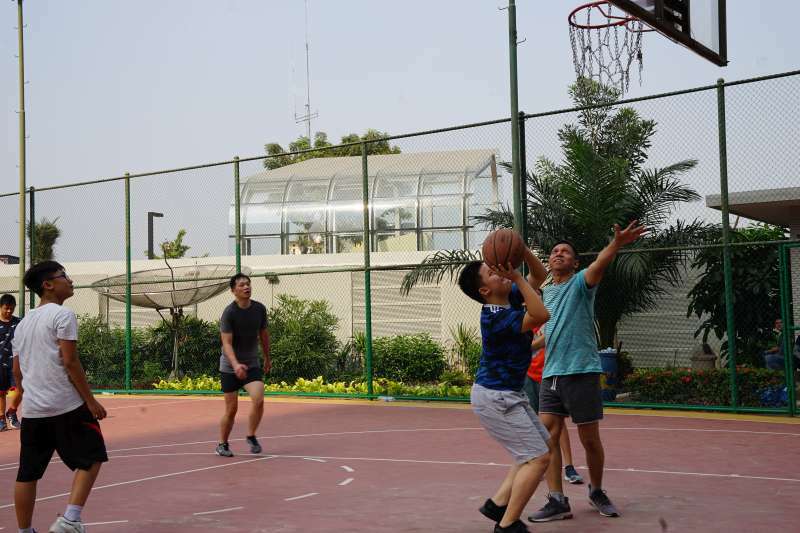 Noble Academy celebrating Indonesia Independent Day – Students and Parents Basketball Competition